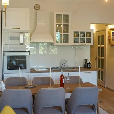Macedonia Square Apartment Skopje