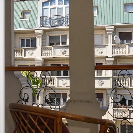 Appartement Macedonia Square *