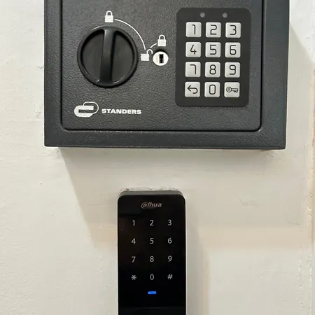 Appartement Macedonia Square *