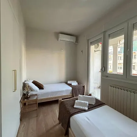 Macedonia Square * Скоп'є