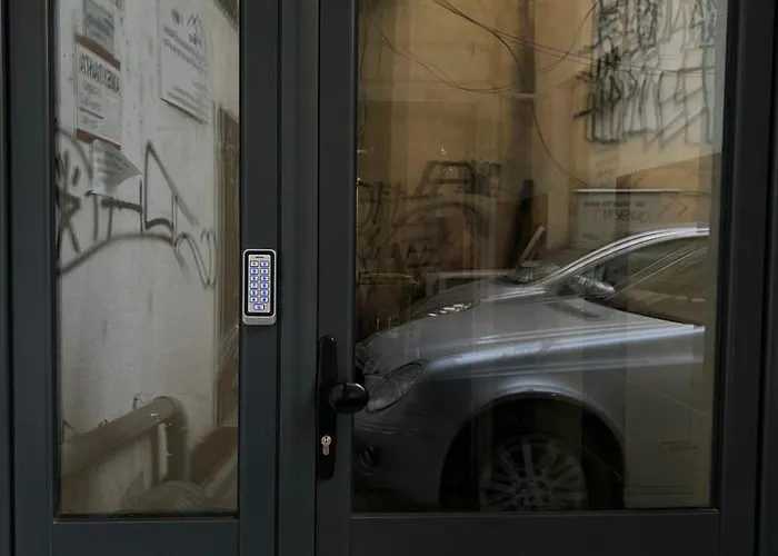 Macedonia Square Apartment